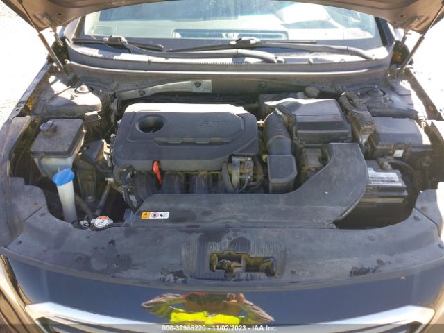 Photo 9 VIN: 5NPE24AF7GH350717 - HYUNDAI SONATA 