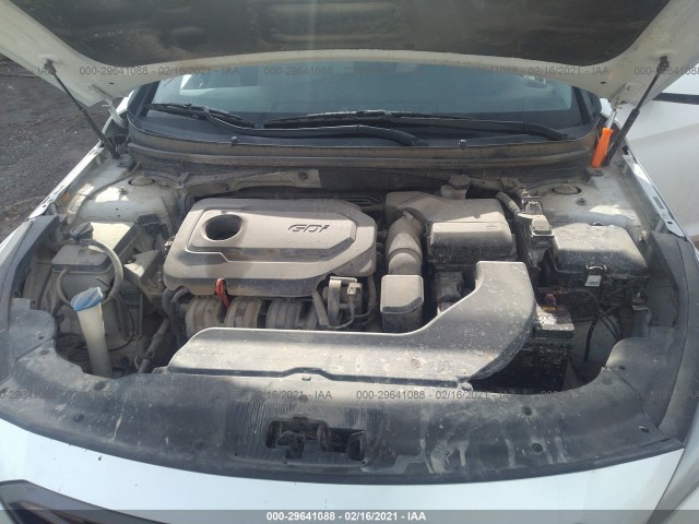 Photo 9 VIN: 5NPE24AF7GH351253 - HYUNDAI SONATA 