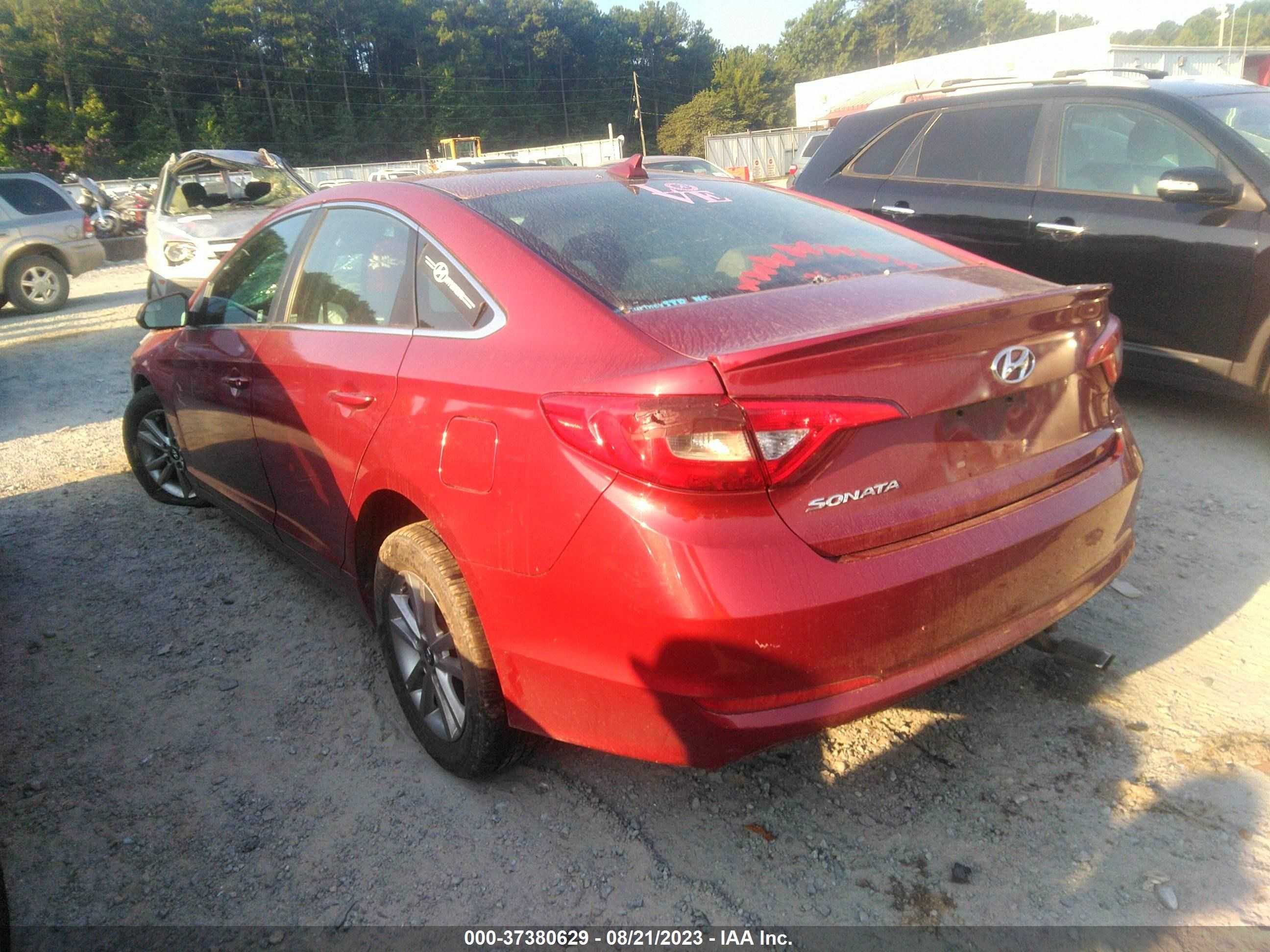 Photo 2 VIN: 5NPE24AF7GH352872 - HYUNDAI SONATA 