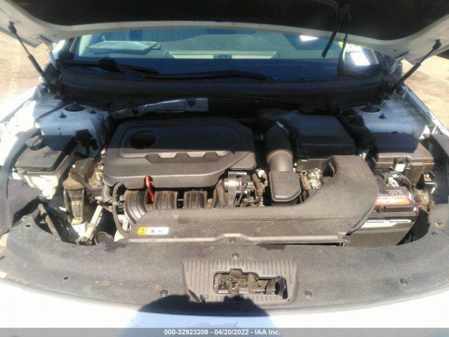 Photo 9 VIN: 5NPE24AF7GH356050 - HYUNDAI SONATA 