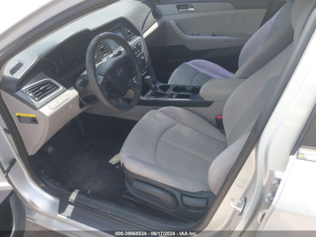 Photo 4 VIN: 5NPE24AF7GH357859 - HYUNDAI SONATA 