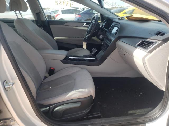 Photo 4 VIN: 5NPE24AF7GH359269 - HYUNDAI SONATA SE 