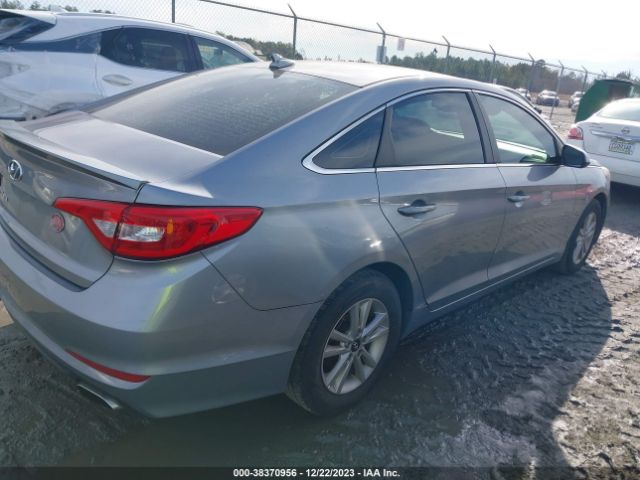 Photo 3 VIN: 5NPE24AF7GH363094 - HYUNDAI SONATA 