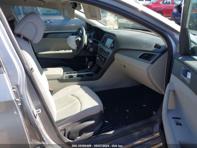 Photo 4 VIN: 5NPE24AF7GH368358 - HYUNDAI SONATA 