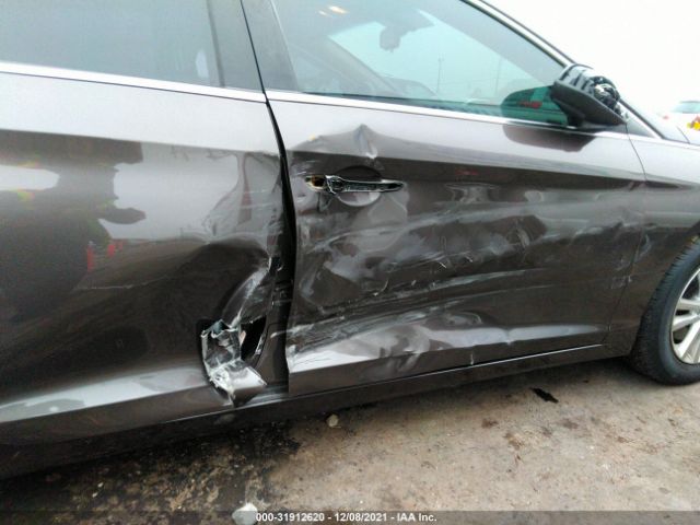 Photo 5 VIN: 5NPE24AF7GH370160 - HYUNDAI SONATA 