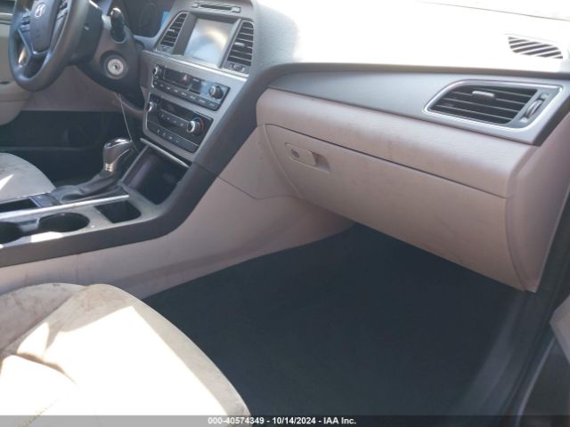 Photo 4 VIN: 5NPE24AF7GH379408 - HYUNDAI SONATA 