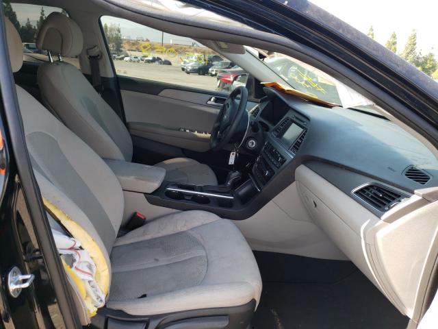 Photo 4 VIN: 5NPE24AF7GH383989 - HYUNDAI SONATA SE 