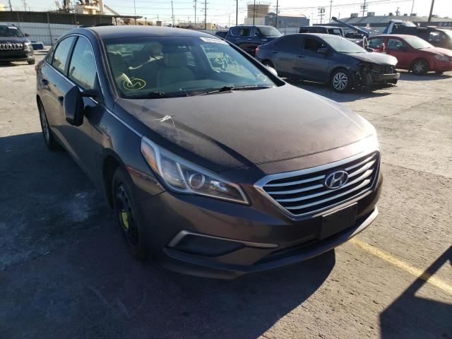 Photo 3 VIN: 5NPE24AF7GH393339 - HYUNDAI SONATA SE 