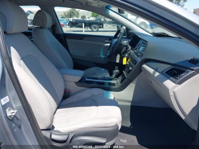 Photo 4 VIN: 5NPE24AF7GH396550 - HYUNDAI SONATA 