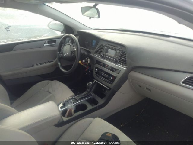 Photo 4 VIN: 5NPE24AF7GH417865 - HYUNDAI SONATA 