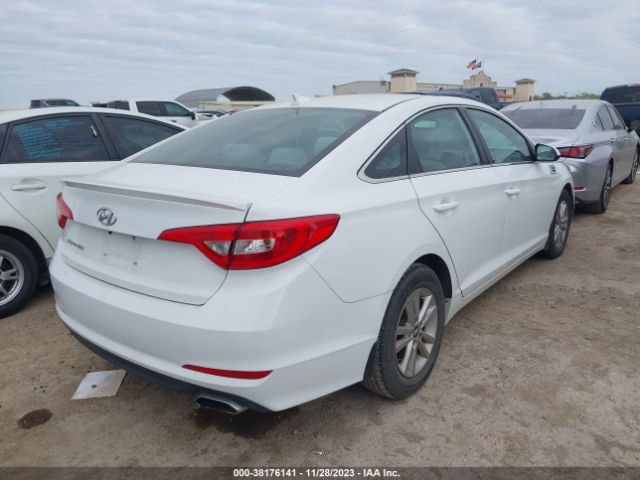 Photo 3 VIN: 5NPE24AF7GH423567 - HYUNDAI SONATA 