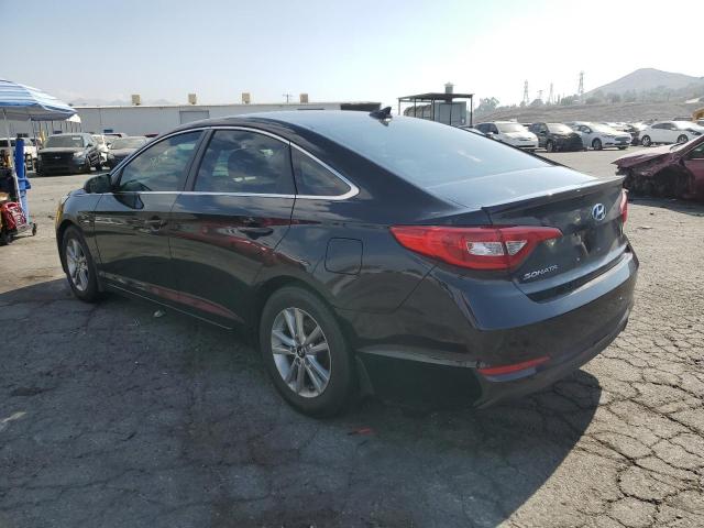 Photo 2 VIN: 5NPE24AF7HH439396 - HYUNDAI SONATA SE 