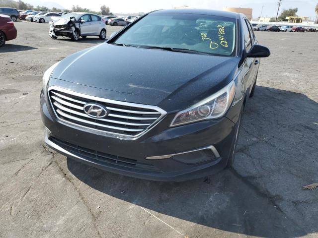 Photo 8 VIN: 5NPE24AF7HH439396 - HYUNDAI SONATA SE 