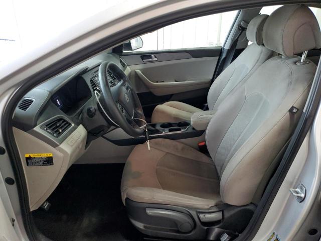 Photo 6 VIN: 5NPE24AF7HH441276 - HYUNDAI SONATA SE 