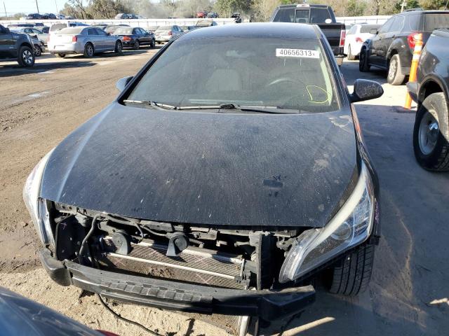 Photo 4 VIN: 5NPE24AF7HH450138 - HYUNDAI SONATA SE 