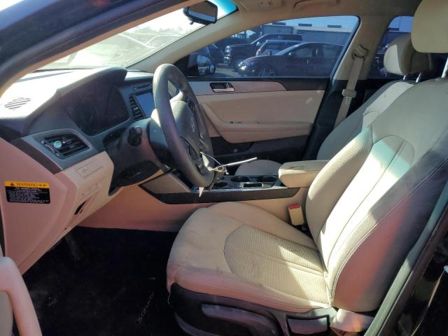 Photo 6 VIN: 5NPE24AF7HH450138 - HYUNDAI SONATA SE 