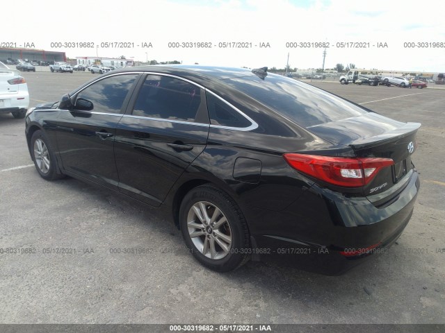 Photo 2 VIN: 5NPE24AF7HH450592 - HYUNDAI SONATA 