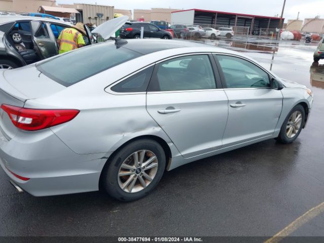 Photo 5 VIN: 5NPE24AF7HH458644 - HYUNDAI SONATA 