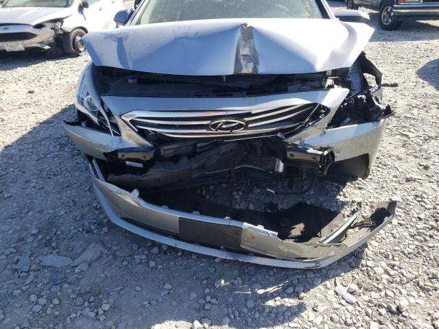 Photo 8 VIN: 5NPE24AF7HH467926 - HYUNDAI SONATA SE 