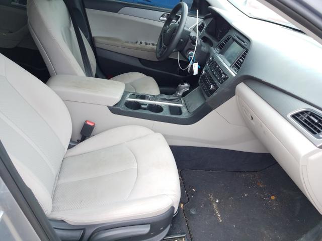 Photo 4 VIN: 5NPE24AF7HH483835 - HYUNDAI SONATA SE 