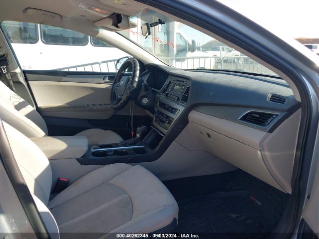 Photo 4 VIN: 5NPE24AF7HH484497 - HYUNDAI SONATA 