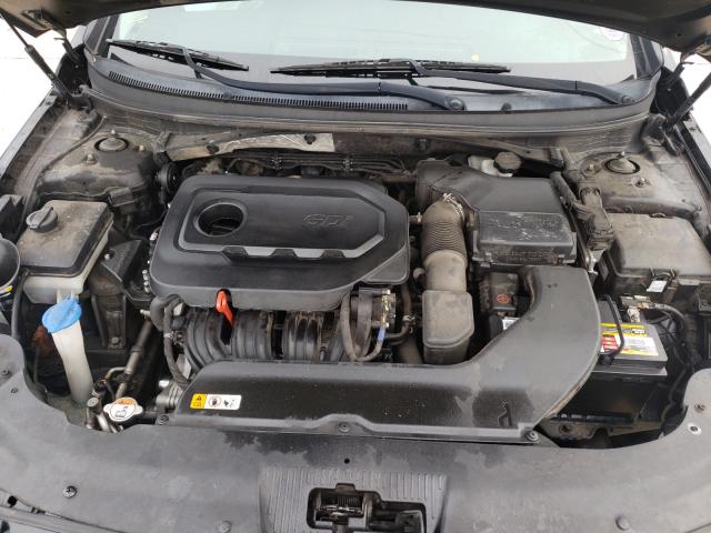 Photo 6 VIN: 5NPE24AF7HH487609 - HYUNDAI SONATA SE 