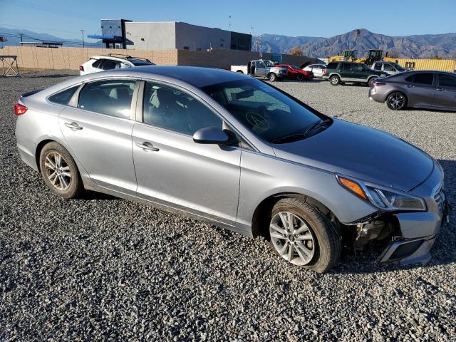 Photo 3 VIN: 5NPE24AF7HH490879 - HYUNDAI SONATA SE 