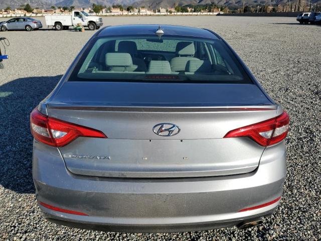 Photo 5 VIN: 5NPE24AF7HH490879 - HYUNDAI SONATA SE 