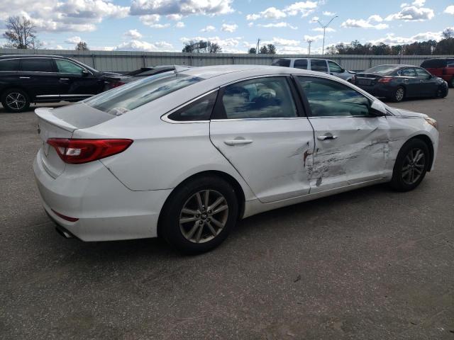 Photo 2 VIN: 5NPE24AF7HH492034 - HYUNDAI SONATA SE 