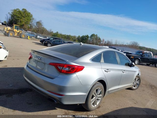 Photo 3 VIN: 5NPE24AF7HH492230 - HYUNDAI SONATA 