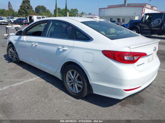 Photo 2 VIN: 5NPE24AF7HH497704 - HYUNDAI SONATA 