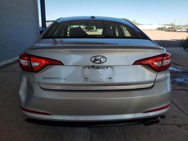 Photo 5 VIN: 5NPE24AF7HH505963 - HYUNDAI SONATA SE 