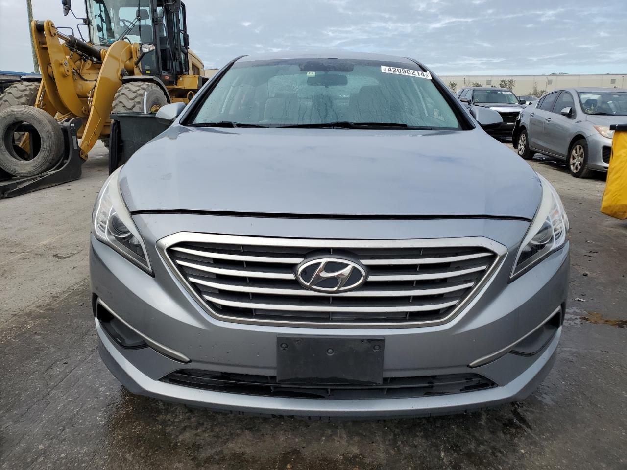 Photo 4 VIN: 5NPE24AF7HH518597 - HYUNDAI SONATA 