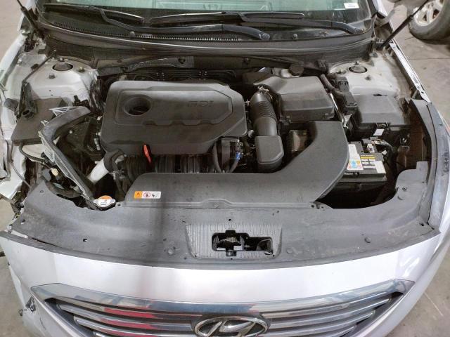 Photo 6 VIN: 5NPE24AF7HH519359 - HYUNDAI SONATA SE 