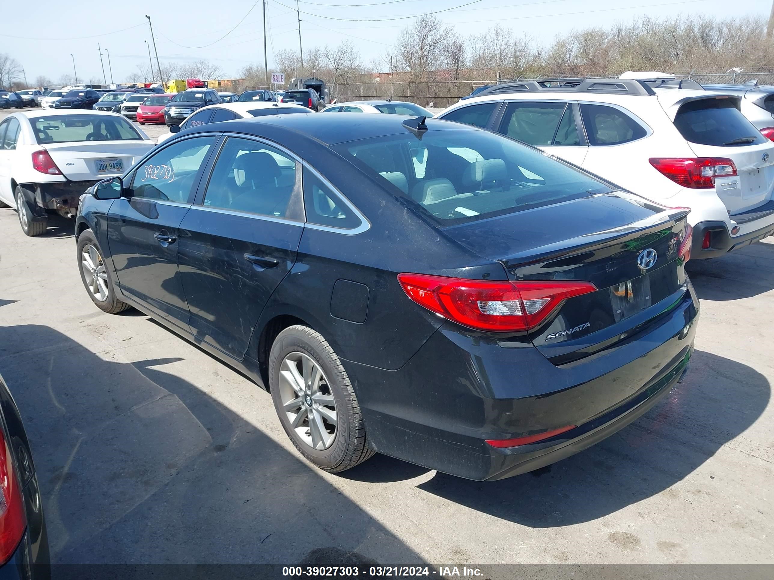 Photo 2 VIN: 5NPE24AF7HH524397 - HYUNDAI SONATA 