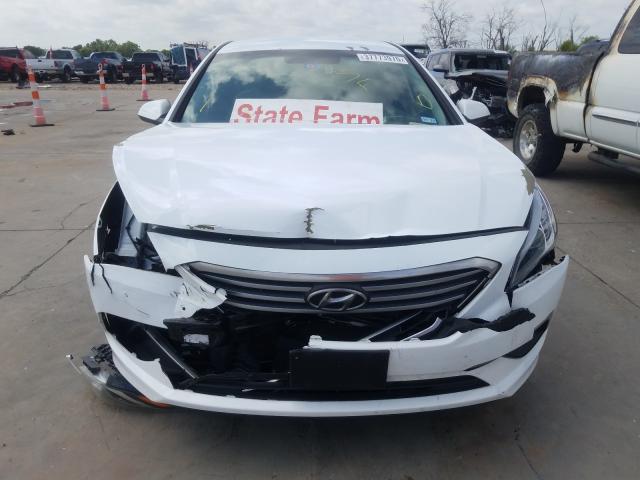 Photo 8 VIN: 5NPE24AF7HH525145 - HYUNDAI SONATA SE 