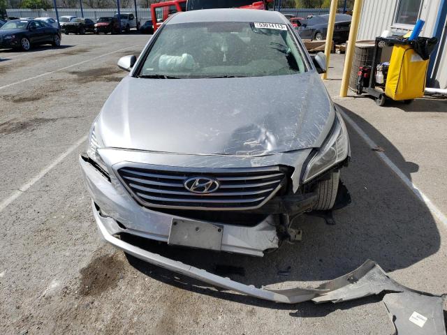 Photo 4 VIN: 5NPE24AF7HH530815 - HYUNDAI SONATA SE 