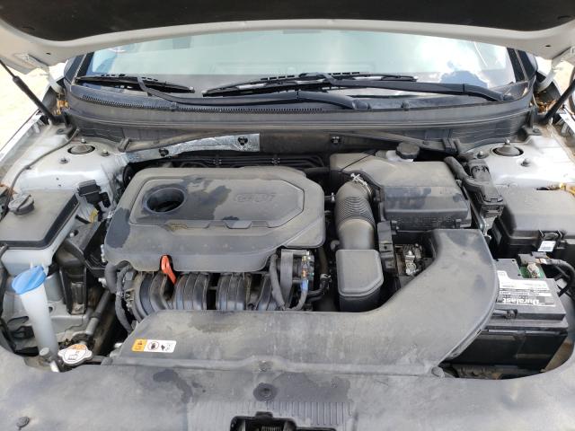 Photo 6 VIN: 5NPE24AF7HH541586 - HYUNDAI SONATA SE 