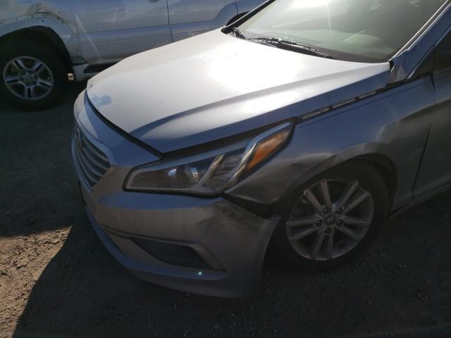 Photo 8 VIN: 5NPE24AF7HH547114 - HYUNDAI SONATA SE 