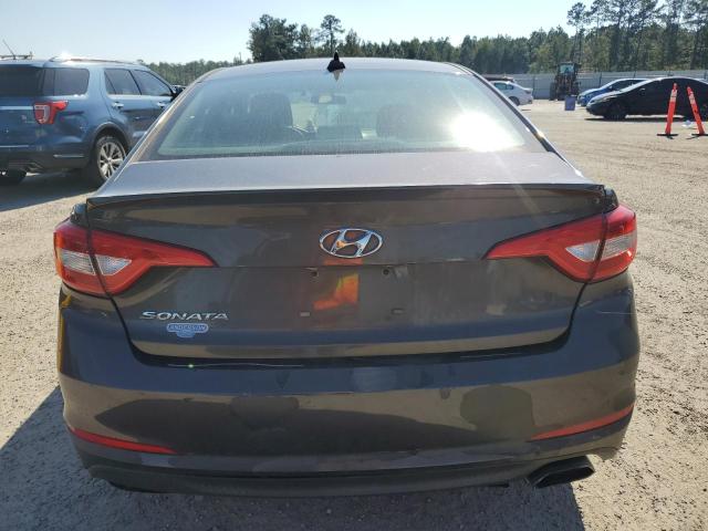 Photo 5 VIN: 5NPE24AF7HH557688 - HYUNDAI SONATA SE 