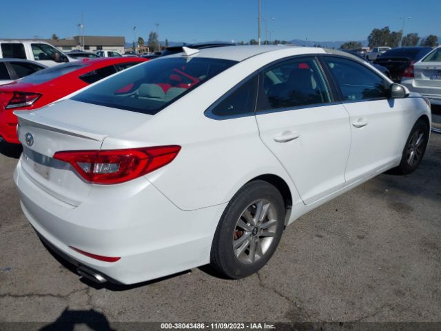 Photo 3 VIN: 5NPE24AF7HH562986 - HYUNDAI SONATA 