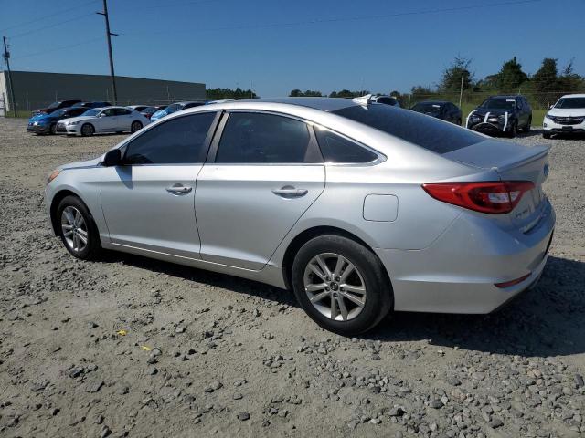 Photo 1 VIN: 5NPE24AF7HH563295 - HYUNDAI SONATA SE 