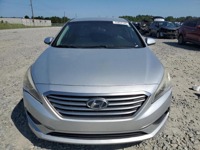 Photo 4 VIN: 5NPE24AF7HH563295 - HYUNDAI SONATA SE 