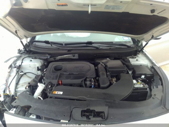 Photo 9 VIN: 5NPE24AF7HH565483 - HYUNDAI SONATA 