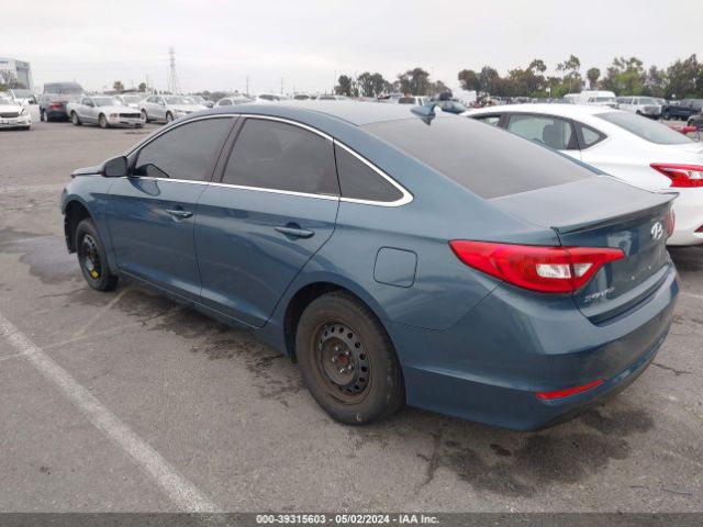 Photo 2 VIN: 5NPE24AF7HH574927 - HYUNDAI SONATA 