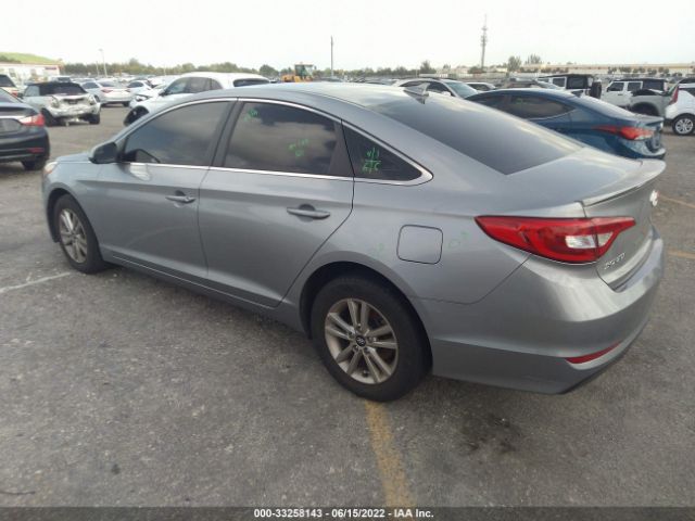 Photo 2 VIN: 5NPE24AF7HH575155 - HYUNDAI SONATA 