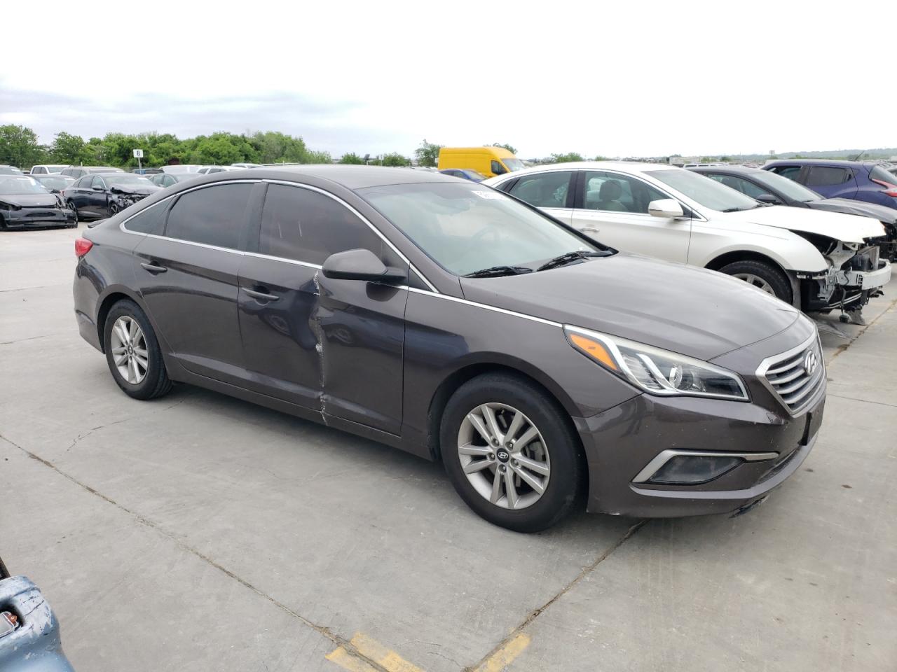 Photo 3 VIN: 5NPE24AF7HH576676 - HYUNDAI SONATA 