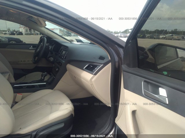 Photo 4 VIN: 5NPE24AF7HH583160 - HYUNDAI SONATA 