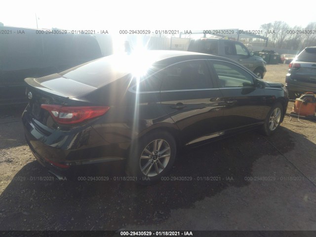 Photo 3 VIN: 5NPE24AF7HH586463 - HYUNDAI SONATA 