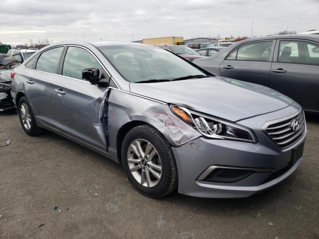 Photo 3 VIN: 5NPE24AF7HH588181 - HYUNDAI SONATA SE 